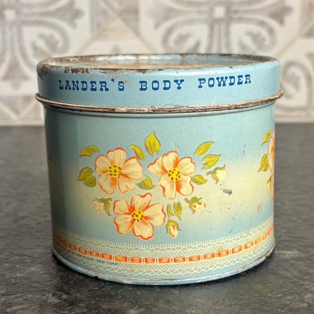 Landers Body Powder Tin Vintage Spicy Apple Blossom Floral Decor